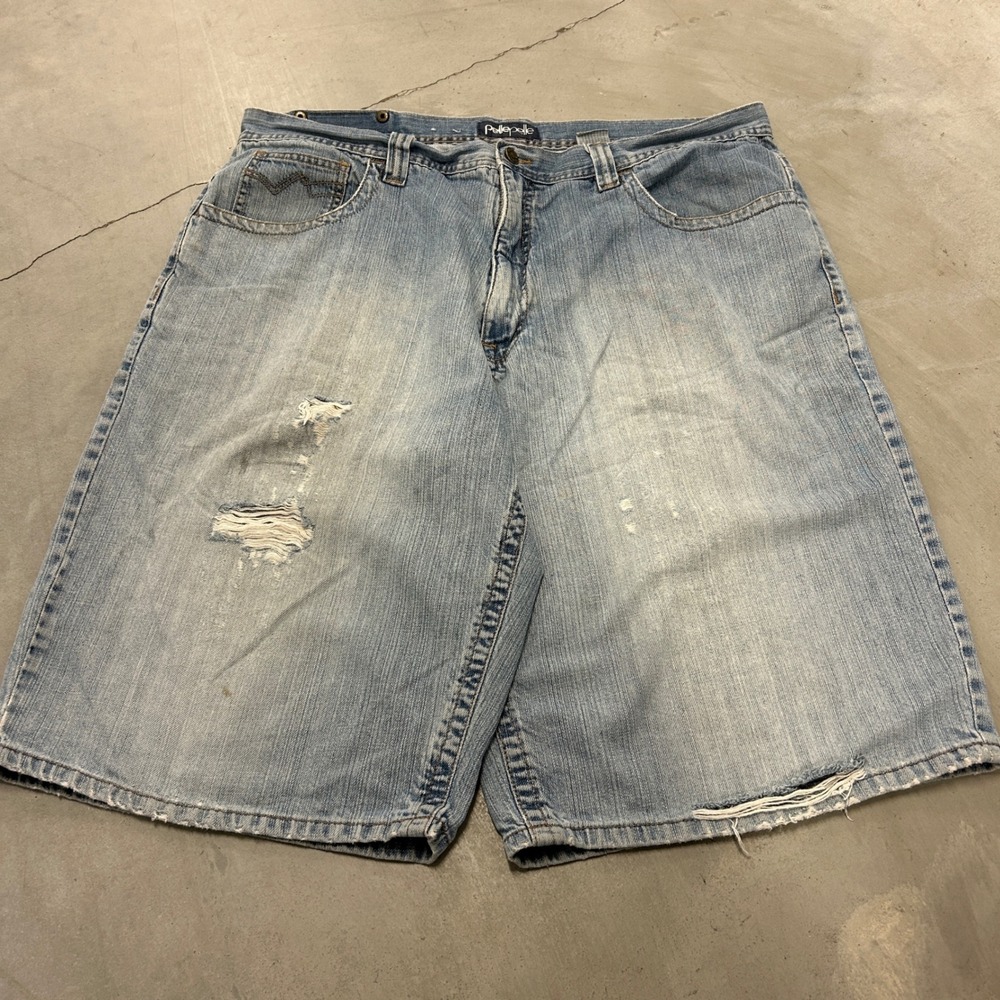 Pelle Pelle Marc Buchanan Distressed Denim Shorts Light Wash Baggy Y2K Mens 42